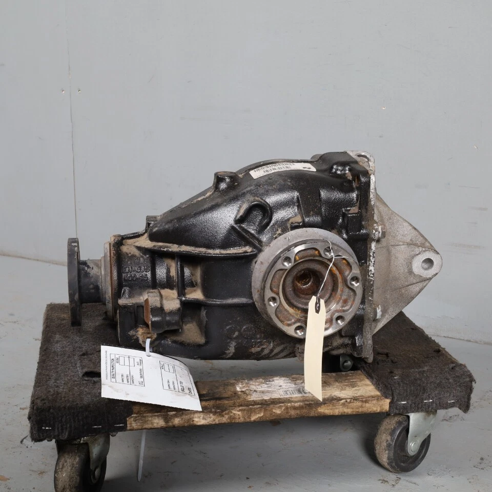 2001-2006 BMW 325i Rear Axle Differential Carrier 33107531625 OEM Used - Image 1 of 4