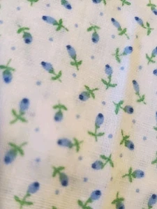 Vintage Sewing Fabric Calico Mini Rose Bud Blue On White 1.5yx45" Cotton - Picture 1 of 6