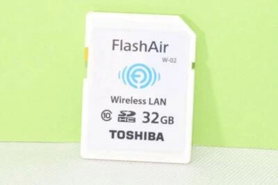 Toshiba FlashAir W-02 32GB / wireless LAN Wifi SD card / Class 10 - Image 1 of 2