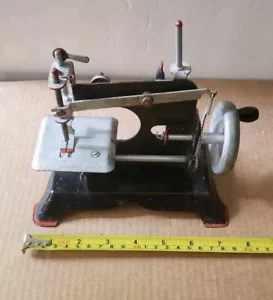 Vintage German Childs Toy Sewing Machine - Picture 1 of 5