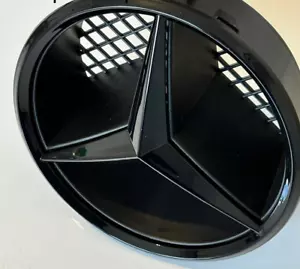 Mercedes-Benz Black Grille Star Emblem Emblem Badge With BASE W204 W245 W447 - Picture 1 of 20