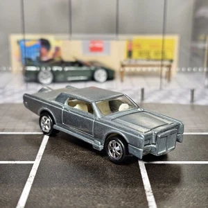 1/64 Johnny Lightning Zamac Lincoln Continental The Challengers Raw Silver Car - Imagen 1 de 8