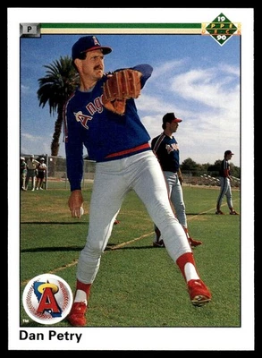Dan Petry 1990 Upper Deck #690 California Angels 31966 Baseball Card - Image 1 of 2