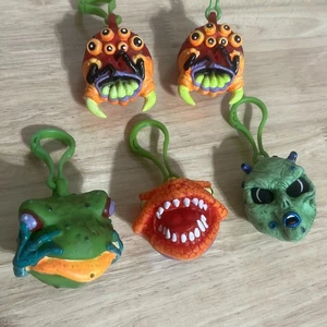(5) 2004 Lanard Toys Spit Ball Spitballs Monster Balls Spider Frog Alien Mad De colección - Imagen 1 de 11