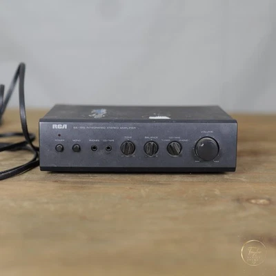 Vintage RCA SA-155 Integrated Stereo Amplifier Compact Phono CD Tuner Headphone - Image 1 of 4