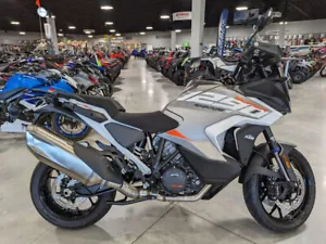 2024 KTM 1290 Super Adventure S - Picture 1 of 22