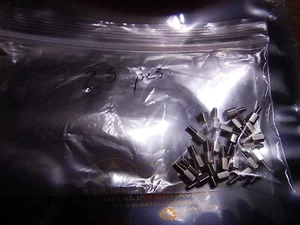 (25 piezas ) TORNILLOS JACK PARA tarjetas de video y ass. otras piezas de PC. - Imagen 1 de 1