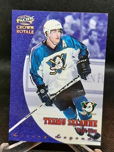 Teemu Selanne | 1999 Pacific Crown Royale #2 Hockey Card | #298 of /375