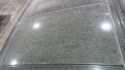 11-15 Hyundai Sonata Center Sliding Panoramic Sunroof Glass (Glass Only) - Image 1 of 3