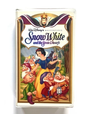 SNOW WHITE AND THE SEVEN DWARFS DISNEY 1994 MASTERPIECE VHS 1524 ONE OWNER - Image 1 of 4