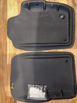 Juego de 2 alfombrillas Nifty Catch-All Xtreme negras para piso delantero Ford Explorer 2002-05 Foto 1 de 4