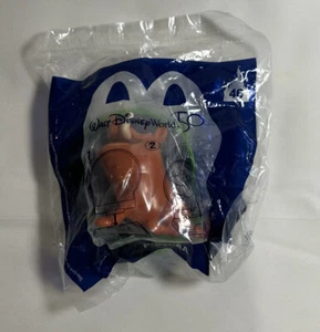 Juguete de Happy Meal Pumba #46 Walt Disney World 50 aniversario McDonald's 2021 nuevo en paquete - Imagen 1 de 2