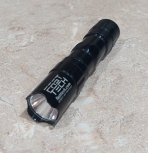 FASTTECH FAST TECH FLASH LIGHT FLASHLIGHT BLACK ALUMINUM 1 LED AA BATTERY - Picture 1 of 4