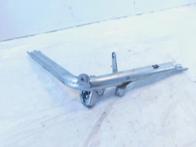 Harley Davidson V-Rod VRSC plateado marco inferior izquierdo soporte de montaje del motor Foto 1 de 4