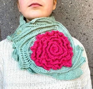 Women's 3D Rose Neck Warmer – Multicolor Floral Cowl Scarf Stylish Handmade Look - Picture 1 of 11