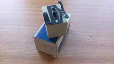 Relay Rear Wiper for Opel Corsa A Kadett D Vauxhall Nova 90158458 OEM - Image 1 of 2