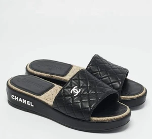 CHANEL Leather Thong Sandals Black/White Size 40c - Picture 1 of 8