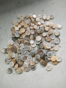 Runde Perlmutter Scheiben - Bild 1 von 1