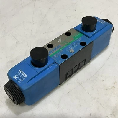 VICKERS DG4V-3S-2C-ZUM-U-H5-60 SOLENOID DIRECTIONAL VALVE Z2M - Image 1 of 4