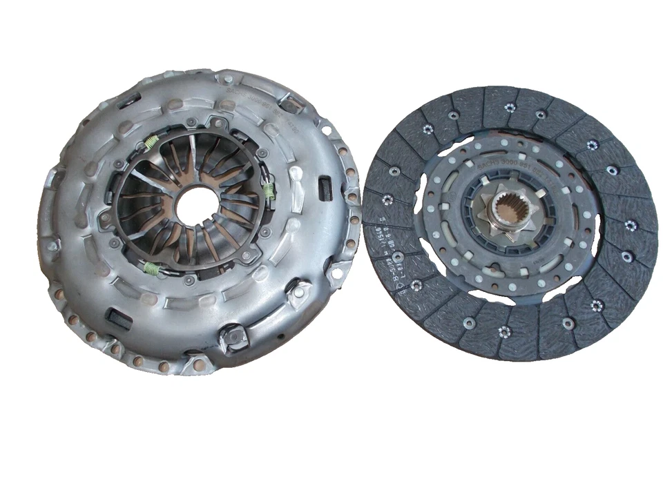 LUK Kupplungssatz für Ford Mondeo III Turnier 2.2 TDCi KW 110 Baujahr 2004 2007 - Bild 1 von 1