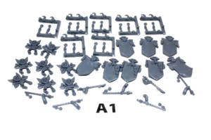 Warhammer Dwarves Banner and Icon Bits A1 - Picture 1 of 1
