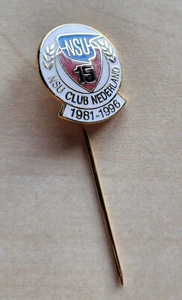 NSU CLUB Netherlands 1996 Motorcycle pin badge logo Motorrad Anstecknadel - Picture 1 of 3