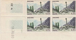 Bloc de 4 timbres Coin daté 1960 Andorre Croix Gothique Meritxell 0.25 - Foto 1 di 2