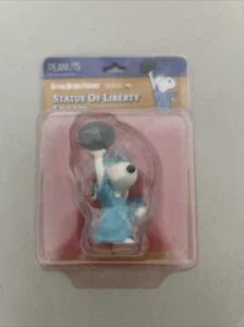 UDF PEANUTS Serie 9 Estatua de la Libertad Snoopy Ultra Detalle Figura Juguete Medicom - Imagen 1 de 2