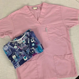 Lot of 2 Peaches Medical Scrub Tops Women Sz S Uniform - Picture 1 of 2