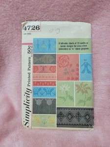 Vintage Simplicity 4726 modello stampato bordo ricamo punto croce - Foto 1 di 6