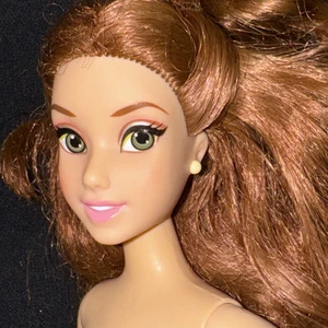 Disney Store BELLE Puppe Die Schöne und das Biest gerade Arme Seitenblick Ohrringe - Bild 1 von 9