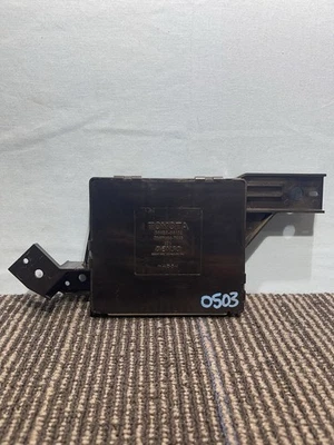 07 08 09 10 11 TOYOTA CAMRY TEMPERATURE AMPLIFIER CONTROL MODULE 88650-06111 OEM - Image 1 of 4