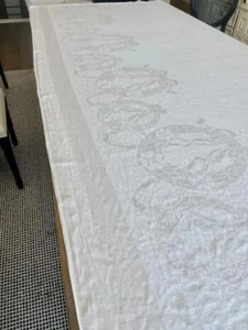 DAMASK Tablecloth 102 x 68 WHITE rectangle design WREATHS of RIBBON - very good - Picture 1 of 5