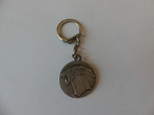 PORTE CLE AUTOMOBILES METAL PREVENTION ROUTIERE RALLYE DES JEUNES PEUGEOT - Picture 1 of 2