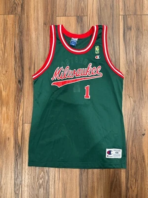 Oscar Robertson Jersey - Image 1 of 3