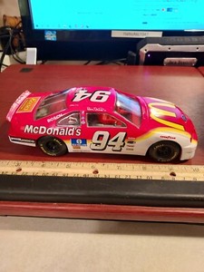 1997 Racing Champions Preview Edition McDonalds # 94 Bill Elliott 1/24 scale