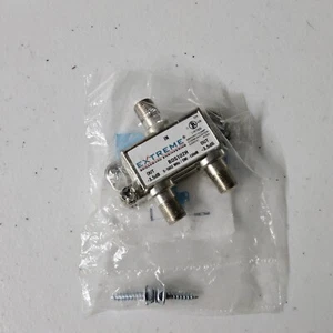 Extreme BDS102H 2-Way Coax Cable Splitter 5-1000 MHz Ground Clamp - Picture 1 of 2