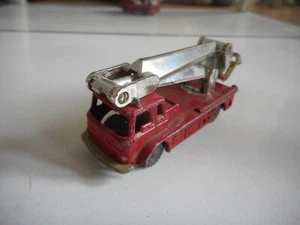 Husky Simon Snorkel Fire Engine in Red/Grey - Picture 1 of 2