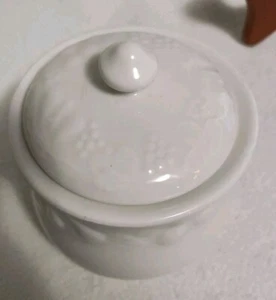 Fruit By Gibson, Gibson Houseware Designs Sugar Jar,  Chipped Lid - Picture 1 of 7