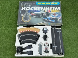 Scalextric C1020 Hockenheim Circuit McLaren MP4/10 - Bild 1 von 7