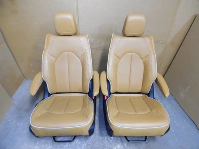 Chrysler Pacifica Pinnacle 2023 segunda fila cuero asientos con canastilla diestro y derecho OEM Foto 1 de 4