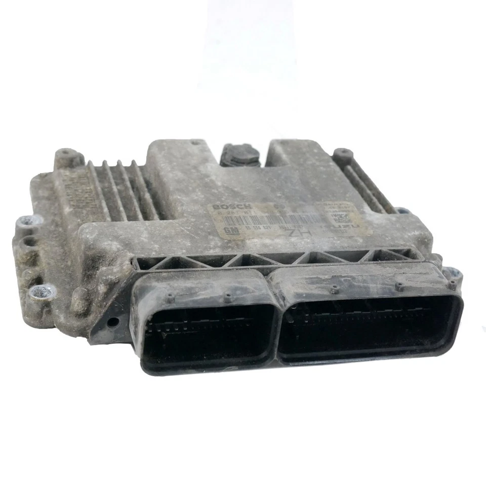 Computer motore Opel Astra H (A04), OEM 55556829 - Immagine 1 di 2