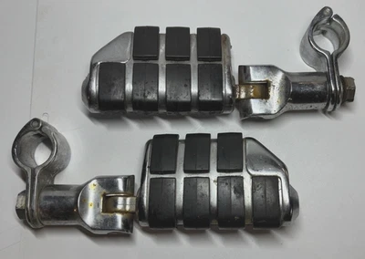 Juego de clavijas de pie de carretera 99-13 Yamaha Royal Star OEM barra de choque clavijas de pie Foto 1 de 4