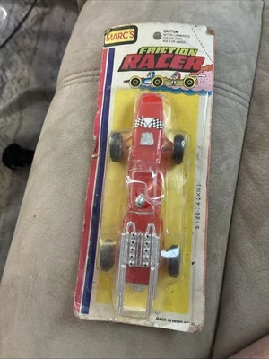 Coche de carreras Marc’s Friction Racer rojo hecho en Hong Kong con paquete original Foto 1 de 4