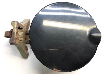 Chevrolet Silverado 1500 2007-13 rueda trasera única puerta del tanque de combustible negro WA8555 Foto 1 de 4