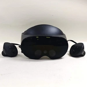 Meta Quest Pro 256GB VR/Mixed Reality Headset DK94EC - Picture 1 of 10