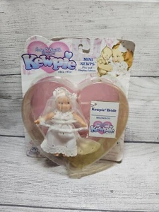 De Colección Rosie O' Neill's MINI KEWPIE Muñeca Novia-Bebé Edición Juego y Exhibición 2000 Nuevo de Lote Antiguo - Imagen 1 de 9