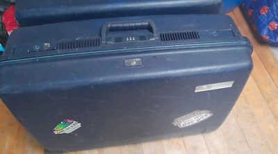  Delsey Club Hard Shell  Vintage Suitcase with wheels and  handle - Image 1 of 4