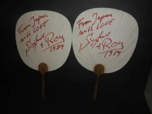SIEGFRIED AND ROY AUTOGRAPH JAPAN WITH LOVE FANS MIRAGE LAS VEGAS TIGER SIGNED - Picture 1 of 6