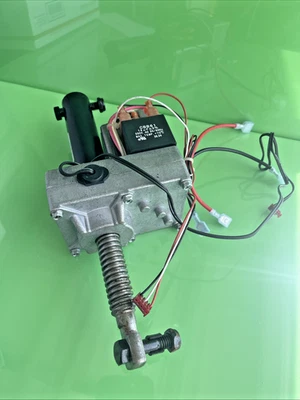 Treadmill Incline Motor  PRO FORM 380 E - Image 1 of 4